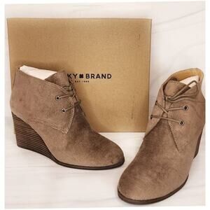 NEW Lucky Brand Shijo Brown Corduroy Wedge Ankle Bootie 9.5M Lace-Up